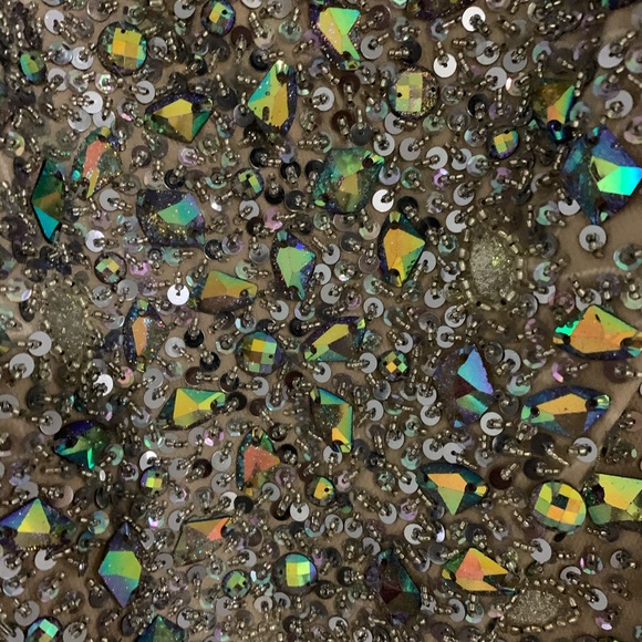 Grad dress! Only worn for 5 hours. In beautiful condition - Picture 4 of 5